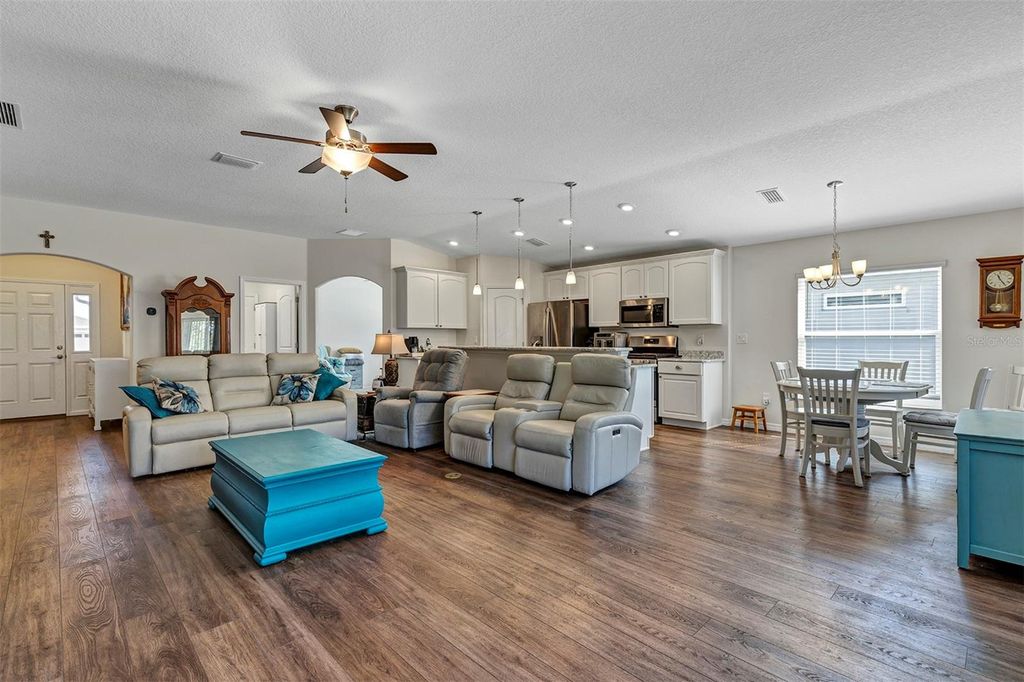 Image 11 of property listing at 4504 SHENANDOAH RIVER TRAIL, Leesburg, FL 34748