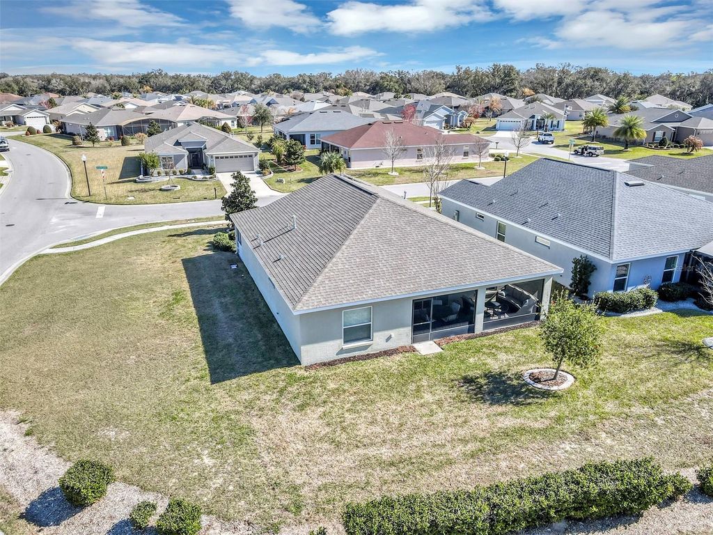 Image 28 of property listing at 4504 SHENANDOAH RIVER TRAIL, Leesburg, FL 34748