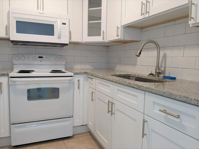 1260 70TH STREET N 2, St Petersburg, FL 33710