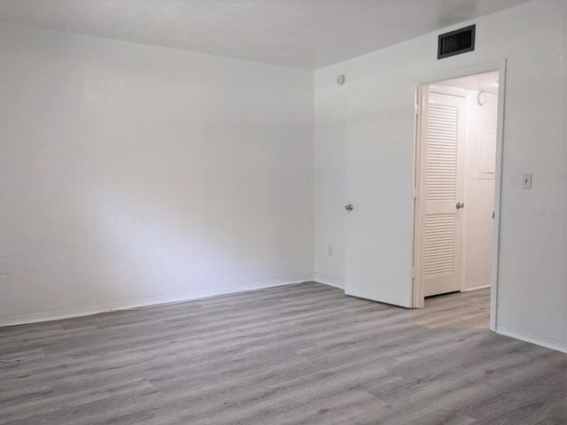 1260 70TH STREET N 2, St Petersburg, FL 33710