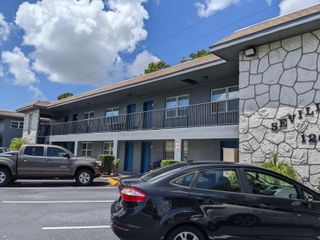 1260 70TH STREET N 2, St Petersburg, FL 33710
