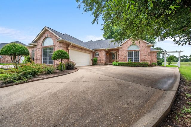 13048 Fairway Drive, Kemp, TX 75143
