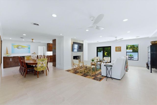 531 72ND STREET, Holmes Beach, FL 34217