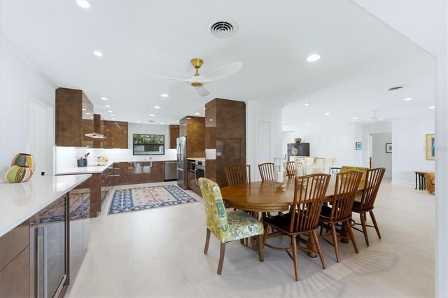 531 72ND STREET, Holmes Beach, FL 34217