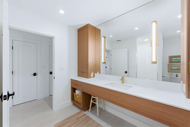 531 72ND STREET, Holmes Beach, FL 34217