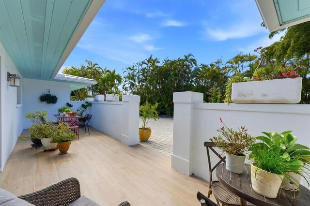 531 72ND STREET, Holmes Beach, FL 34217