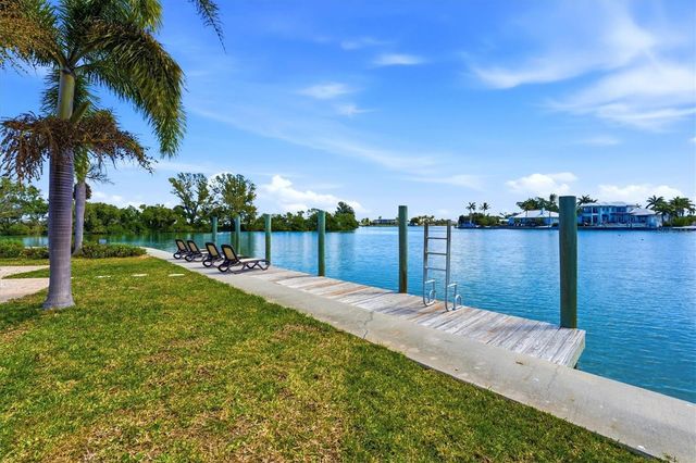 531 72ND STREET, Holmes Beach, FL 34217