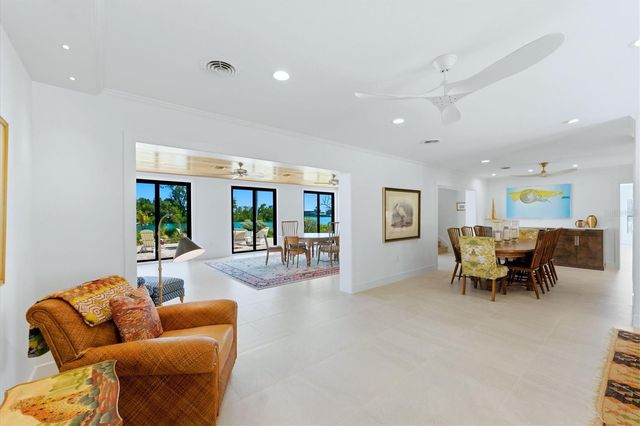 531 72ND STREET, Holmes Beach, FL 34217