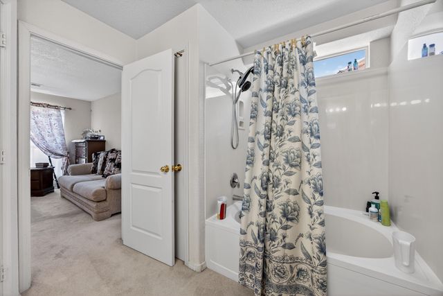 7412 Willow Springs Road NE, Albuquerque, NM 87113