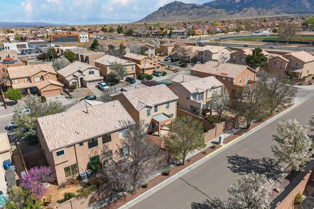 7412 Willow Springs Road NE, Albuquerque, NM 87113