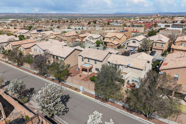 7412 Willow Springs Road NE, Albuquerque, NM 87113