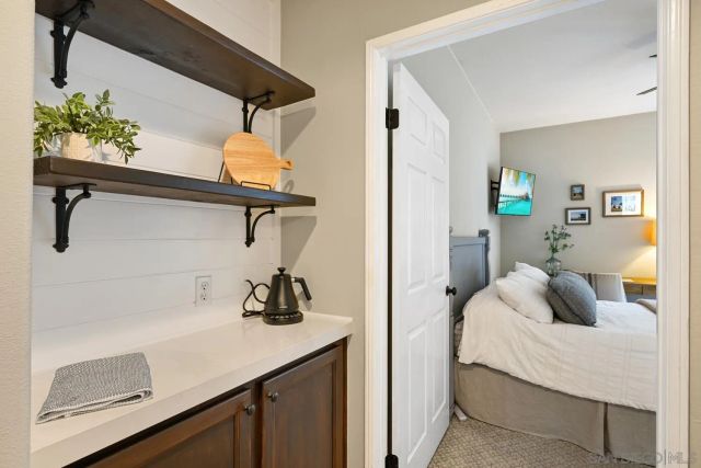 3231 Canyon View Dr, Oceanside, CA 92058