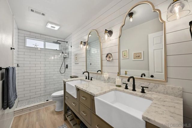 3231 Canyon View Dr, Oceanside, CA 92058