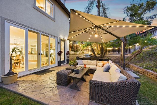 3231 Canyon View Dr, Oceanside, CA 92058