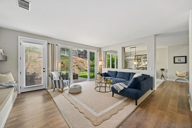 3231 Canyon View Dr, Oceanside, CA 92058