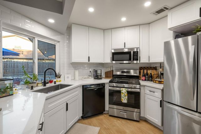 3013 Tanya Ct, Sacramento, CA 95826