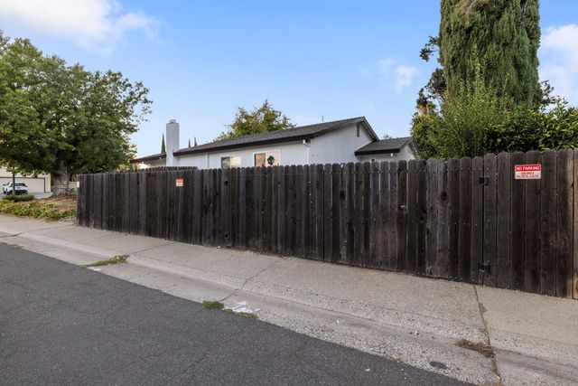3013 Tanya Ct, Sacramento, CA 95826