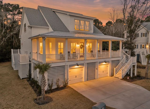 1087 Capersview Court, Awendaw, SC 29429