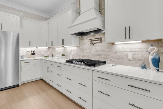 1087 Capersview Court, Awendaw, SC 29429