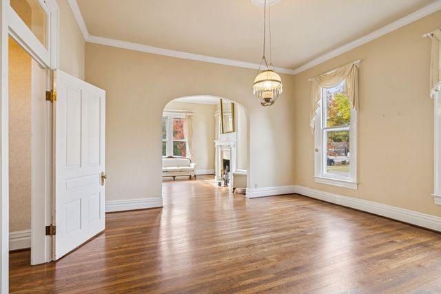 215 4th Ave, S, Franklin, TN 37064
