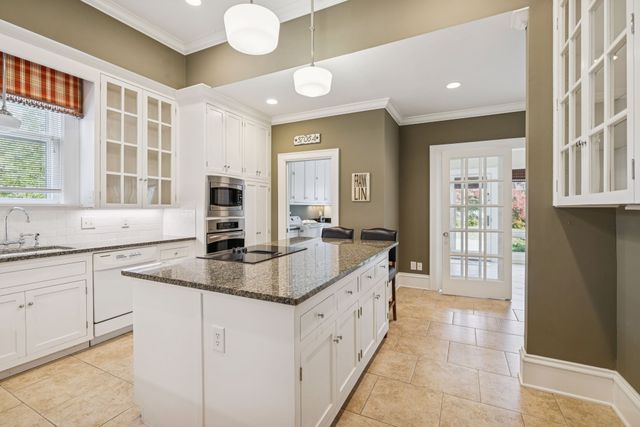 215 4th Ave, S, Franklin, TN 37064