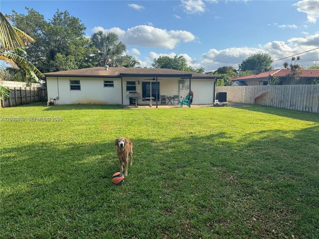 1401 SW 32nd Court, Fort Lauderdale, FL 33315