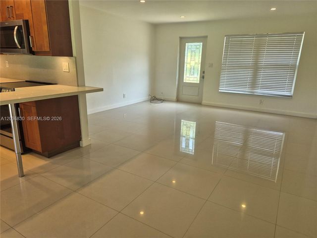 1401 SW 32nd Court, Fort Lauderdale, FL 33315