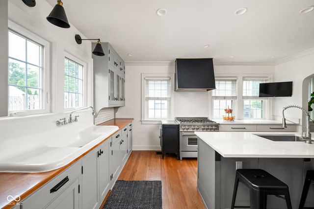 115 Blue Ridge Road, Indianapolis, IN 46208