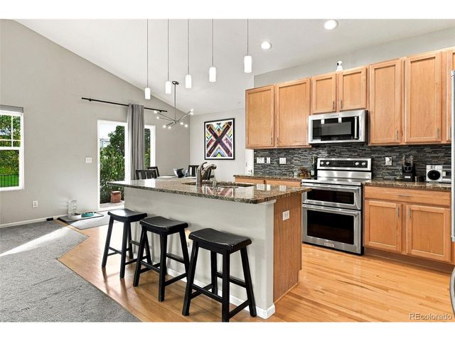 23988 E Bellewood Dr, Aurora, CO 80016