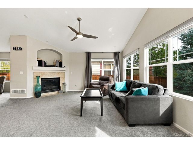 23988 E Bellewood Dr, Aurora, CO 80016