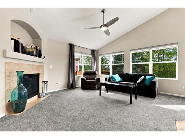 23988 E Bellewood Dr, Aurora, CO 80016