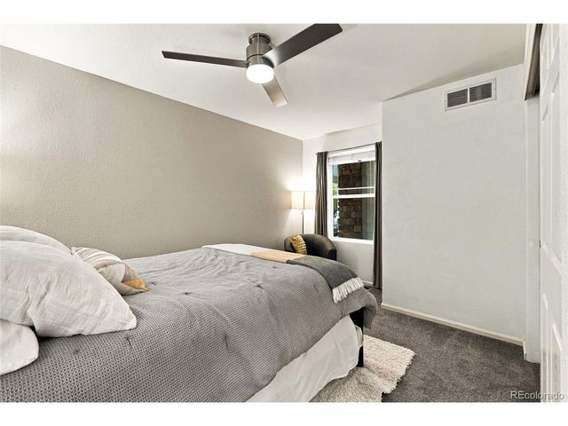 23988 E Bellewood Dr, Aurora, CO 80016