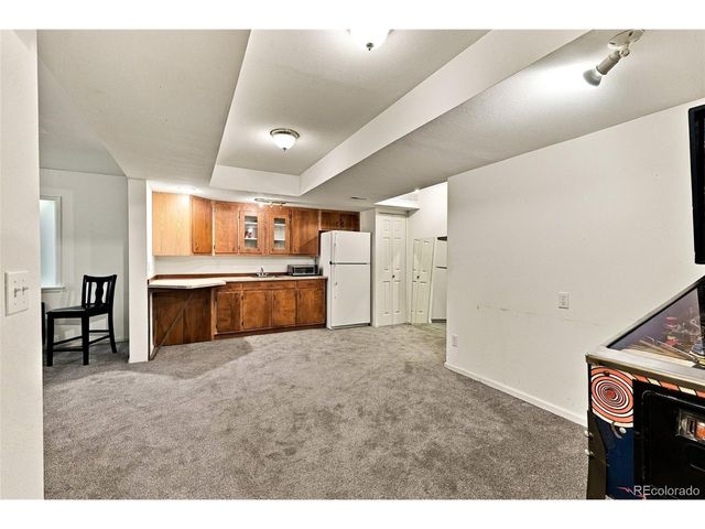 23988 E Bellewood Dr, Aurora, CO 80016