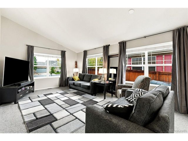 23988 E Bellewood Dr, Aurora, CO 80016
