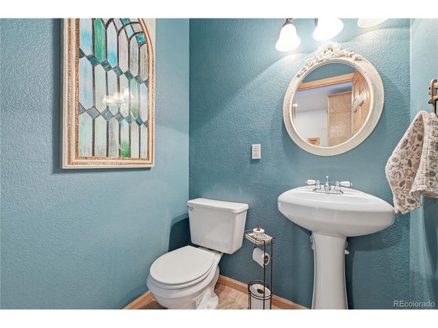 131 Eagle Canyon Cir, Lyons, CO 80540