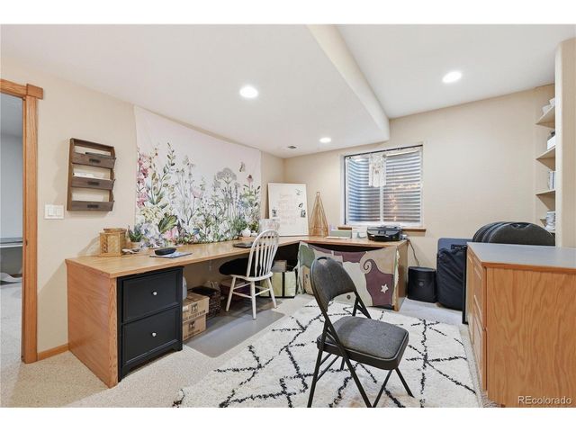 131 Eagle Canyon Cir, Lyons, CO 80540