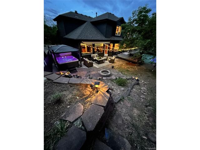 131 Eagle Canyon Cir, Lyons, CO 80540