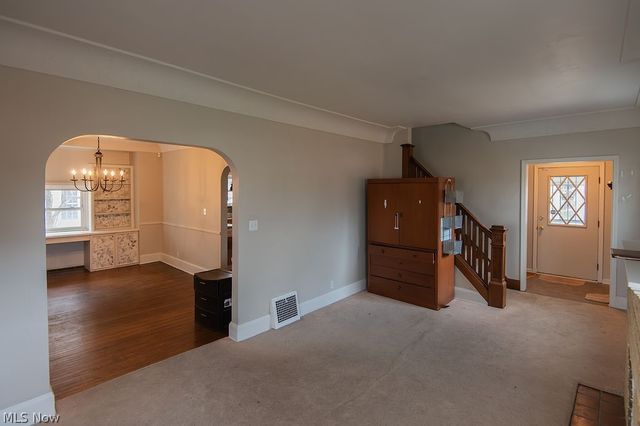 84 S Hazelwood Avenue, Youngstown, OH 44509