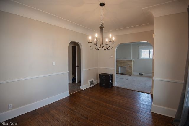 84 S Hazelwood Avenue, Youngstown, OH 44509