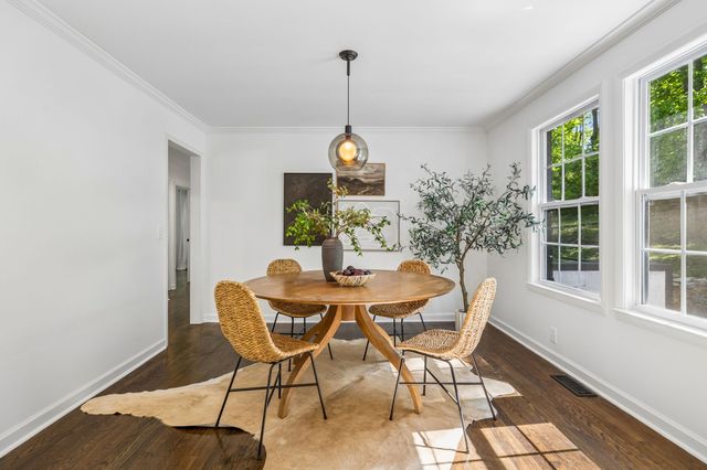 703 Clematis Dr, Nashville, TN 37205