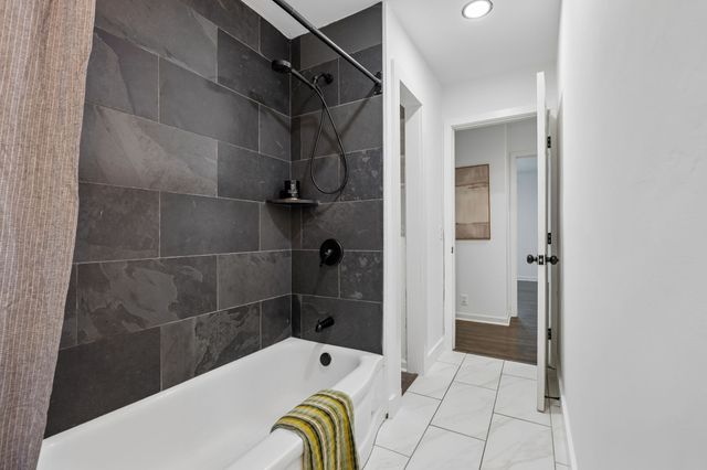 703 Clematis Dr, Nashville, TN 37205