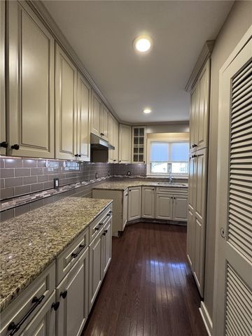 796 West Washington Street, Bradford Town, PA 16701