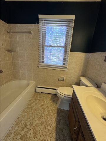 796 West Washington Street, Bradford Town, PA 16701