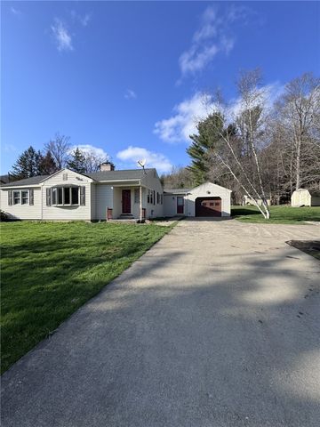 796 West Washington Street, Bradford Town, PA 16701