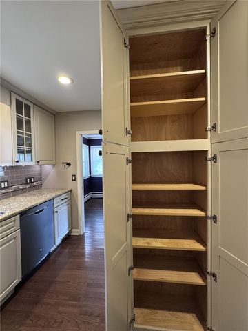 796 West Washington Street, Bradford Town, PA 16701