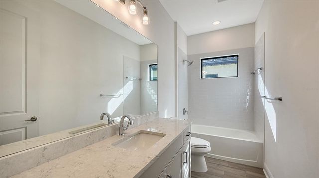 277 POTENZA LOOP, North Venice, FL 34275