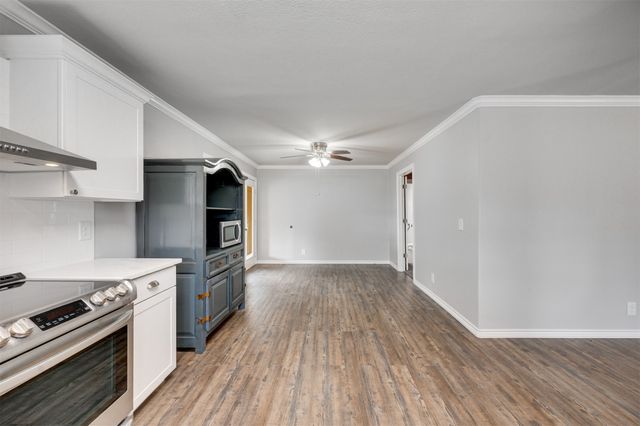 815 Clarksville Road, Bogata, TX 75417