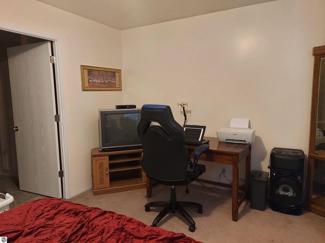 1592 Geraldton Place, Traverse City, MI 49686