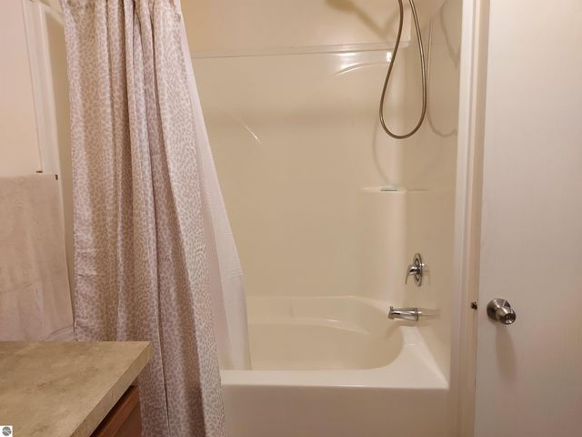 1592 Geraldton Place, Traverse City, MI 49686