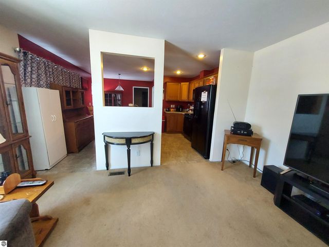 1592 Geraldton Place, Traverse City, MI 49686